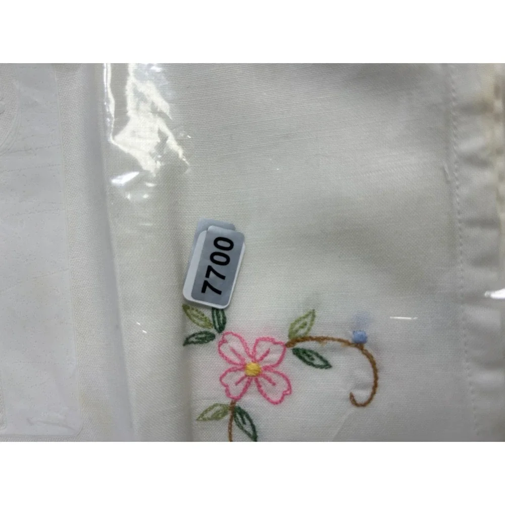 Unbranded vintage white